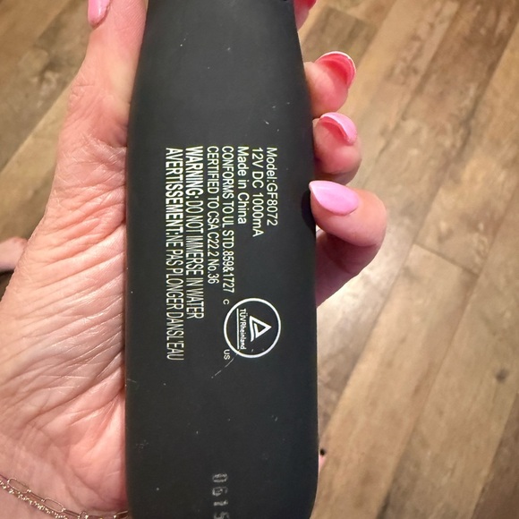 CHI Yellow and Black Curling Iron wireless - Picture 4 of 7